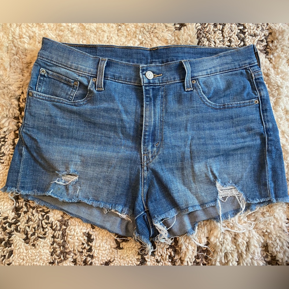 Levi Jean Shorts - Size 31